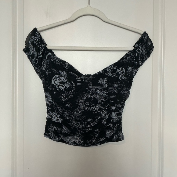 Rue21 Tops - Rue21 Black and White Mesh Solar System Off the Shoulder Cropped Top